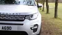 USED 2017 67 LAND ROVER DISCOVERY SPORT 2.0 TD4 (180) HSE 5dr Auto 4WD Euro 6 (7 Seater / Navigation / Panoramic Sunroof) !! NATIONWIDE DELIVERY AVAILABLE !!