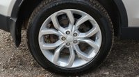 USED 2017 67 LAND ROVER DISCOVERY SPORT 2.0 TD4 (180) HSE 5dr Auto 4WD Euro 6 (7 Seater / Navigation / Panoramic Sunroof) !! NATIONWIDE DELIVERY AVAILABLE !!