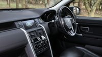 USED 2017 67 LAND ROVER DISCOVERY SPORT 2.0 TD4 (180) HSE 5dr Auto 4WD Euro 6 (7 Seater / Navigation / Panoramic Sunroof) !! NATIONWIDE DELIVERY AVAILABLE !!