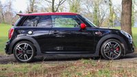 USED 2016 16 MINI HATCH JOHN COOPER WORKS 2.0 John Cooper Works (231) 3dr Auto [Chili/Media XL] Euro 6 (Widescreen Navigation / Heads Up Display / Harman Kardon Sound) !! NATIONWIDE DELIVERY AVAILABLE !!