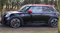 USED 2016 16 MINI HATCH JOHN COOPER WORKS 2.0 John Cooper Works (231) 3dr Auto [Chili/Media XL] Euro 6 (Widescreen Navigation / Heads Up Display / Harman Kardon Sound) !! NATIONWIDE DELIVERY AVAILABLE !!