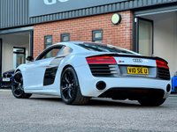 USED 2014 V AUDI R8 5.2 V10 PLUS QUATTRO 2d 543 BHP 