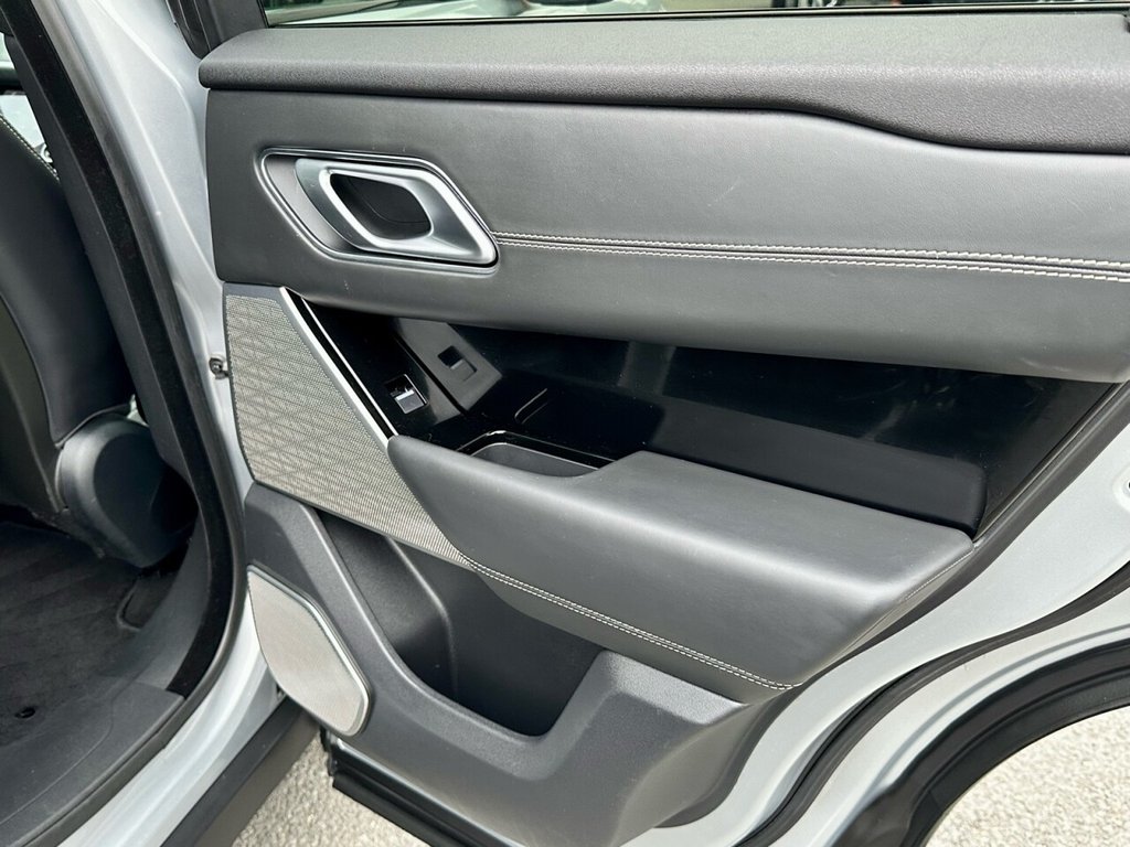 USED 2018 LAND ROVER RANGE ROVER VELAR 3.0 R-DYNAMIC HSE 5d 296 BHP 20 WAY SEATS WITH MASSAGE FUNCTION!