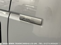 USED 2016 16 LAND ROVER DISCOVERY 4 LANDMARK SDV6 DIESEL AUTO 4WD 7 SEATER EURO 6 UK DELIVERY FLAT FEE &pound;175 (SUBJECT TO DEAL)*OVER 100 IMAGES ON OUR WEBSITE*BESPOKE FINANCE ARRANGED*PART EXCHANGE WELCOME*ALL VEHICLES HPI CLEAR