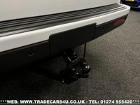 USED 2016 16 LAND ROVER DISCOVERY 4 LANDMARK SDV6 DIESEL AUTO 4WD 7 SEATER EURO 6 UK DELIVERY FLAT FEE &pound;175 (SUBJECT TO DEAL)*OVER 100 IMAGES ON OUR WEBSITE*BESPOKE FINANCE ARRANGED*PART EXCHANGE WELCOME*ALL VEHICLES HPI CLEAR
