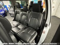 USED 2016 16 LAND ROVER DISCOVERY 4 LANDMARK SDV6 DIESEL AUTO 4WD 7 SEATER EURO 6 UK DELIVERY FLAT FEE &pound;175 (SUBJECT TO DEAL)*OVER 100 IMAGES ON OUR WEBSITE*BESPOKE FINANCE ARRANGED*PART EXCHANGE WELCOME*ALL VEHICLES HPI CLEAR