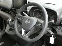 USED 2020 69 VAUXHALL COMBO LIFE 1.5 ENERGY XL S/S 5d 101 BHP 5 SEAT SMARTLINK APPLE ANDROID AIR CON PARKING SENSORS IDEAL FOR CAMPER CONVERSION 6 GOLD MONTHS WARRANTY