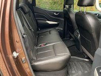 USED 2016 16 NISSAN NP300 NAVARA 2.3 DCI TEKNA 4X4 SHR DCB 0d AUTO 190 BHP 2016 NISSAN NAVARA NP300 TEKNA DIESEL DOUBLE CAB PICK-UP TRUCK - 1 OWNER FROM NEW - AUTOMATIC TRANSMISSION - FULL HEATED LEATHER - SATELLITE NAVIGATION - REAR REVERSING CAMERA - TOW PACK - REAR LOAD/TRUNK LINING - CRUISE CONTROL