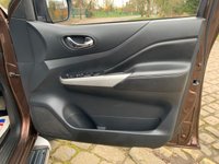 USED 2016 16 NISSAN NP300 NAVARA 2.3 DCI TEKNA 4X4 SHR DCB 0d AUTO 190 BHP 2016 NISSAN NAVARA NP300 TEKNA DIESEL DOUBLE CAB PICK-UP TRUCK - 1 OWNER FROM NEW - AUTOMATIC TRANSMISSION - FULL HEATED LEATHER - SATELLITE NAVIGATION - REAR REVERSING CAMERA - TOW PACK - REAR LOAD/TRUNK LINING - CRUISE CONTROL