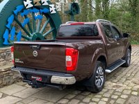 USED 2016 16 NISSAN NP300 NAVARA 2.3 DCI TEKNA 4X4 SHR DCB 0d AUTO 190 BHP 2016 NISSAN NAVARA NP300 TEKNA DIESEL DOUBLE CAB PICK-UP TRUCK - 1 OWNER FROM NEW - AUTOMATIC TRANSMISSION - FULL HEATED LEATHER - SATELLITE NAVIGATION - REAR REVERSING CAMERA - TOW PACK - REAR LOAD/TRUNK LINING - CRUISE CONTROL