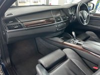 USED 2013 63 BMW X6 3.0 XDRIVE40D 4d 302 BHP &pound;13195 IN FACTORY OPTIONS