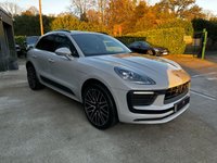 USED 2022 22 PORSCHE MACAN 2.0 PDK 5d 262 BHP 1 Owner, Crayon, Over &pound;14,k Extras