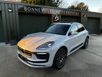 USED 2022 22 PORSCHE MACAN 2.0 PDK 5d 262 BHP 1 Owner, Crayon, Over &pound;14,k Extras