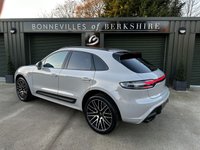 USED 2022 22 PORSCHE MACAN 2.0 PDK 5d 262 BHP 1 Owner, Crayon, Over &pound;14,k Extras