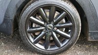 USED 2016 16 MINI HATCH COOPER 2.0 (192) Cooper S 3dr Auto [Chili/Media Pack XL] Euro 6 (Panoramic Sunroof / Heads Up Display / Widescreen Navigation) !! NATIONWIDE DELIVERY AVAILABLE !!