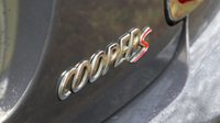 USED 2016 16 MINI HATCH COOPER 2.0 (192) Cooper S 3dr Auto [Chili/Media Pack XL] Euro 6 (Panoramic Sunroof / Heads Up Display / Widescreen Navigation) !! NATIONWIDE DELIVERY AVAILABLE !!