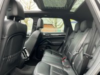 USED 2012 12 PORSCHE CAYENNE 3.0 D V6 TIPTRONIC 5d 245 BHP 