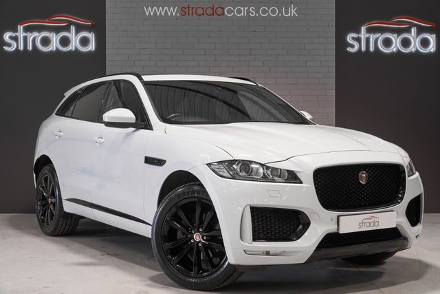 2019 69 Jaguar F-Pace 2.0 CHEQUERED FLAG AWD 5d 178 BHP