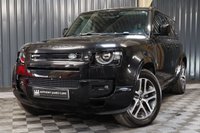 USED 2020 20 LAND ROVER DEFENDER 2.0 SE 5d 237 BHP FANTASTIC SPEC - ALL THE BEST EXTRAS - DEPLOYABLE TOW BAR - HEATED SEATS, HEATED STEERING WHEEL AND IN THE BEST COLOUR!!