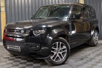 USED 2020 20 LAND ROVER DEFENDER 2.0 SE 5d 237 BHP FANTASTIC SPEC - ALL THE BEST EXTRAS - DEPLOYABLE TOW BAR - HEATED SEATS, HEATED STEERING WHEEL AND IN THE BEST COLOUR!!