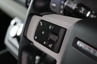 USED 2020 20 LAND ROVER DEFENDER 2.0 SE 5d 237 BHP FANTASTIC SPEC - ALL THE BEST EXTRAS - DEPLOYABLE TOW BAR - HEATED SEATS, HEATED STEERING WHEEL AND IN THE BEST COLOUR!!