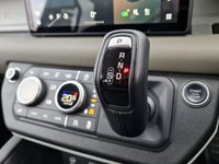 USED 2020 20 LAND ROVER DEFENDER 2.0 SE 5d 237 BHP FANTASTIC SPEC - ALL THE BEST EXTRAS - DEPLOYABLE TOW BAR - HEATED SEATS, HEATED STEERING WHEEL AND IN THE BEST COLOUR!!