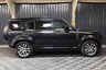 USED 2020 20 LAND ROVER DEFENDER 2.0 SE 5d 237 BHP FANTASTIC SPEC - ALL THE BEST EXTRAS - DEPLOYABLE TOW BAR - HEATED SEATS, HEATED STEERING WHEEL AND IN THE BEST COLOUR!!