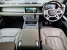 USED 2020 20 LAND ROVER DEFENDER 2.0 SE 5d 237 BHP FANTASTIC SPEC - ALL THE BEST EXTRAS - DEPLOYABLE TOW BAR - HEATED SEATS, HEATED STEERING WHEEL AND IN THE BEST COLOUR!!