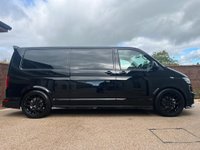 USED 2022 22 VOLKSWAGEN TRANSPORTER SHUTTLE 2.0 SHUTTLE SE TDI 5d 148 BHP LED HEADLIGHTS
