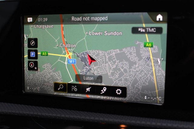 2019 MERCEDES-BENZ A-CLASS 2.0 A 200 D AMG LINE 5d 148 BHP - Photo 2