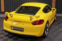 USED 2016 04 PORSCHE CAYMAN 3.8 GT4 2d 380 BHP PORSCHE WARRANTY MARCH 2024, PORSCHE CARBON CERAMIC BRAKES PCCB, FULL PORSCHE SERVICE HISTORY, 918 STYLE BUCKET SEATS, HUGE SPEC,