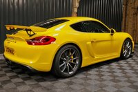 USED 2016 04 PORSCHE CAYMAN 3.8 GT4 2d 380 BHP PORSCHE WARRANTY MARCH 2024, PORSCHE CARBON CERAMIC BRAKES PCCB, FULL PORSCHE SERVICE HISTORY, 918 STYLE BUCKET SEATS, HUGE SPEC,