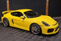 USED 2016 04 PORSCHE CAYMAN 3.8 GT4 2d 380 BHP PORSCHE WARRANTY MARCH 2024, PORSCHE CARBON CERAMIC BRAKES PCCB, FULL PORSCHE SERVICE HISTORY, 918 STYLE BUCKET SEATS, HUGE SPEC,