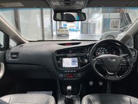 USED 2015 65 KIA CEED 1.6 CRDi 4 Tech Sportswagon 5dr Diesel Manual Euro 6 (s/s) (134 bhp) Pan Roof,Cruise,&pound;20Tax