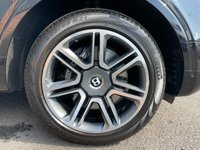 USED 2018 18 BENTLEY BENTAYGA 4.0 V8 D 5d 430 BHP FULL SERVICE HISTORY + LOW MILEAGE + V8 DIESEL + MULLINER PACK + MASSIVE SPEC