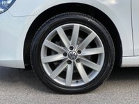 USED 2015 65 VOLKSWAGEN GOLF 2.0 SE TDI BLUEMOTION TECHNOLOGY 2d 109 BHP 