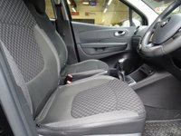 USED 2017 67 RENAULT CAPTUR 1.5 DYNAMIQUE NAV DCI 5d 90 BHP * SATNAV *