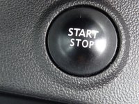 USED 2017 67 RENAULT CAPTUR 1.5 DYNAMIQUE NAV DCI 5d 90 BHP * SATNAV *