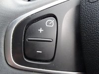 USED 2017 67 RENAULT CAPTUR 1.5 DYNAMIQUE NAV DCI 5d 90 BHP * SATNAV *