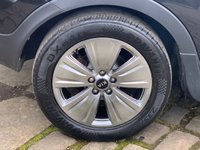 USED 2015 64 KIA SPORTAGE 2.0 CRDI KX-4 5d 181 BHP 2014/64reg KIA SPORTAGE 2.0 CRDi KX-4 AWD DIESEL - AUTOMATIC - FULL BLACK LEATHER - TWIN GLASS ROOF -  SATELLITE NAVIGATION - REAR CAMERA - INFINITY PREMIUM SOUND SYSTEM - COST NEW OVER &pound;30K