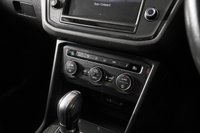 USED 2017 17 VOLKSWAGEN TIGUAN 2.0 SE NAVIGATION TDI BMT DSG 5d 148 BHP +NATIONWIDE DELIVERY AVAILABLE+