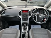 USED 2015 VAUXHALL ASTRA 1.4 EXCITE 5d 98 BHP GOOD CLEAN EXAMPLE