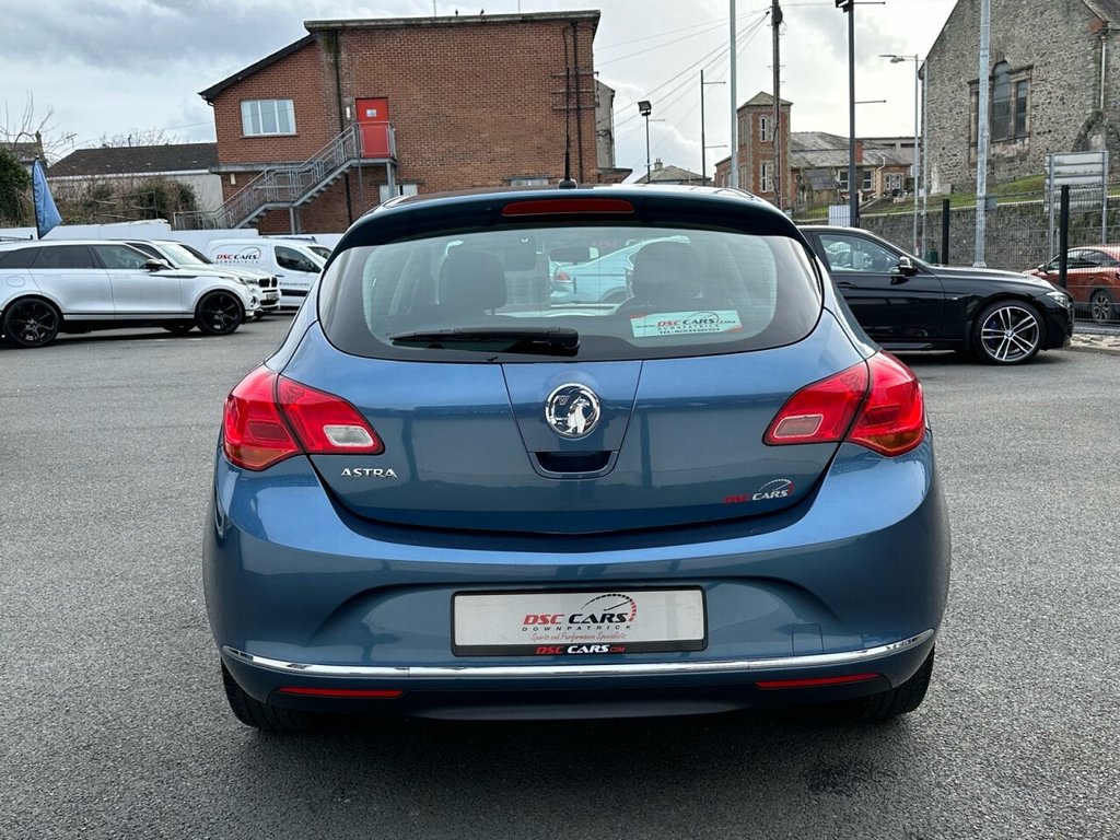 USED 2015 VAUXHALL ASTRA 1.4 EXCITE 5d 98 BHP GOOD CLEAN EXAMPLE
