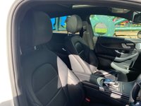 USED 2018 68 MERCEDES-BENZ GLC-CLASS 2.1 GLC 250 D 4MATIC AMG LINE PREMIUM PLUS 4d 201 BHP STUNNING 2018/68reg MERCEDES GLC COUPE - 4-MATIC - 9SPD AUTOMATIC/PADDLE SHIFT GEARBOX - FULL HEATED BLACK LEATHER - SATELLITE NAVIGATION - ELEC GLASS ROOF - 1 FORMER KEEPER - FULL HISTORY - HUGE SPEC COSTING IN EXCESS OF &pound;47K WHEN NEW