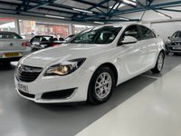 USED 2015 15 VAUXHALL INSIGNIA 2.0 DESIGN NAV CDTI ECOFLEX S/S 5d 138 BHP 