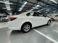 USED 2015 15 VAUXHALL INSIGNIA 2.0 DESIGN NAV CDTI ECOFLEX S/S 5d 138 BHP 