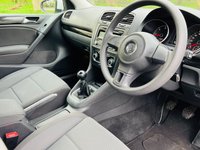 USED 2009 59 VOLKSWAGEN GOLF 1.6 BLUEMOTION SE TDI 5d 103 BHP 