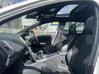 USED 2014 64 VOLVO XC60 2.0 D4 R-DESIGN NAV 5d 178 BHP 