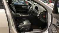 USED 2012 62 JAGUAR XF 2.2 D LUXURY 4d 190 BHP 