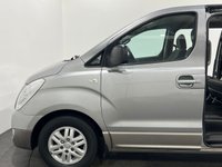 USED 2017 17 HYUNDAI i800 2.5 CRDI SE 5d 168 BHP Automatic , 8 Seater , Low mileage 36331 Miles